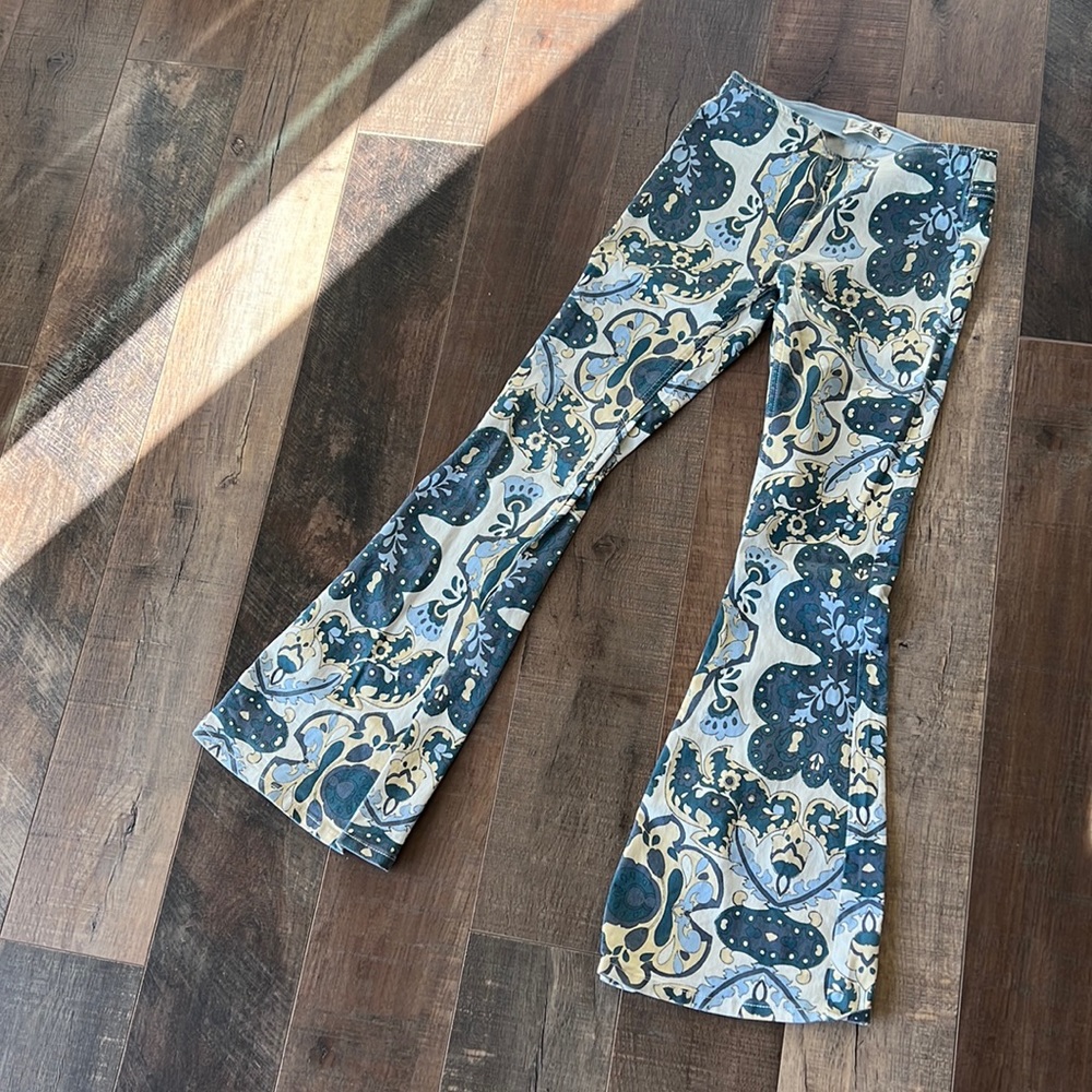 Free people Penny Pull-On Printed Flare Jeans